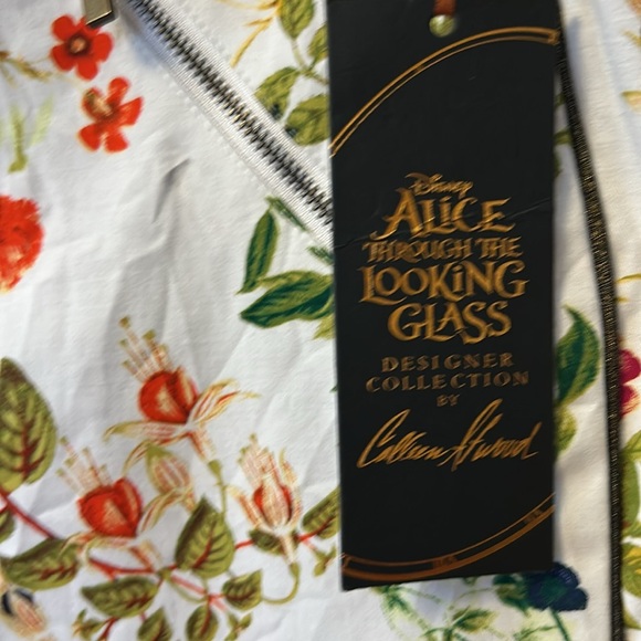 Alice through the looking glass flowered capris zip pockets button front size 4 - Picture 3 of 4